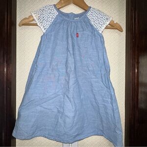 LEVI’S - LOGO LIGHT-WASH Chambray BLUE & White Crochet DENIM DRESS Girls SIZE 5